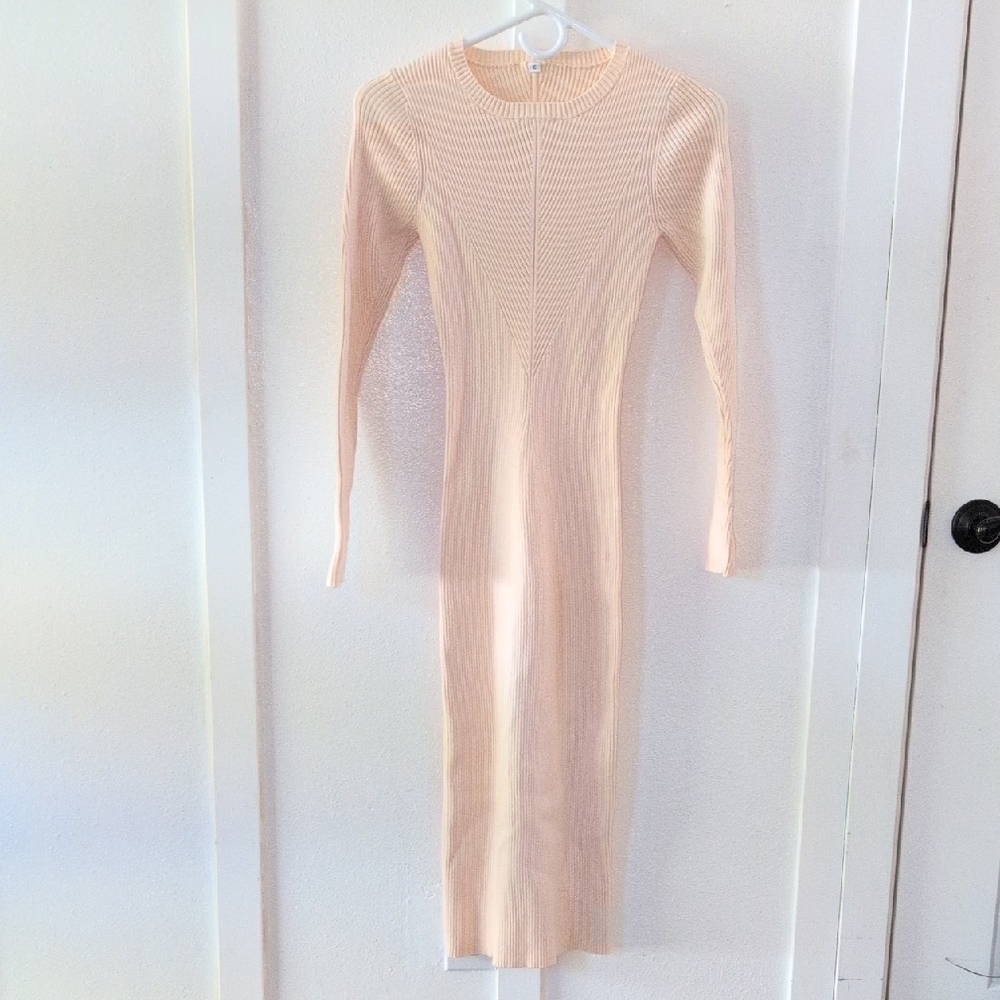 Elegant Cream Ribbed Knit Dress